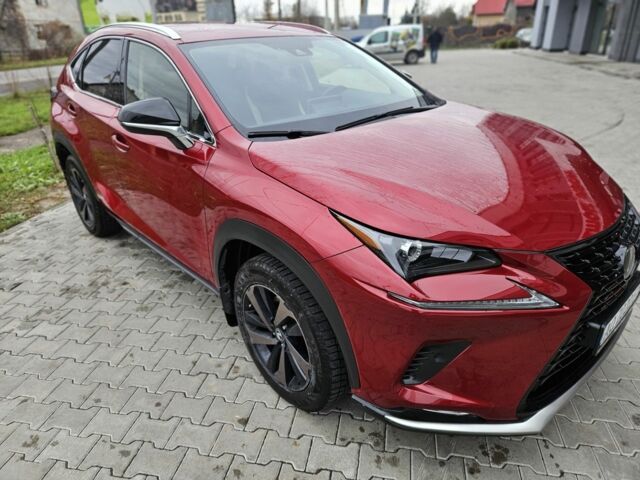 Червоний Лексус НХ, об'ємом двигуна 0 л та пробігом 22 тис. км за 35200 $, фото 2 на Automoto.ua