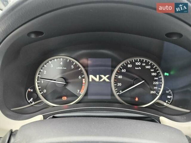 Червоний Лексус НХ, об'ємом двигуна 2 л та пробігом 22 тис. км за 35200 $, фото 20 на Automoto.ua