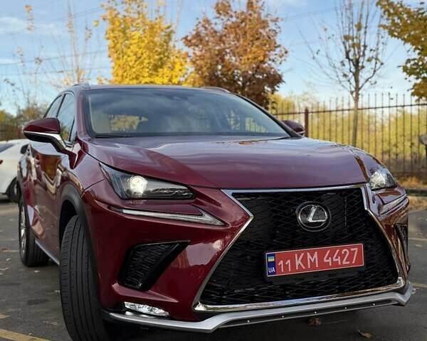 Червоний Лексус НХ, об'ємом двигуна 2 л та пробігом 99 тис. км за 28300 $, фото 2 на Automoto.ua