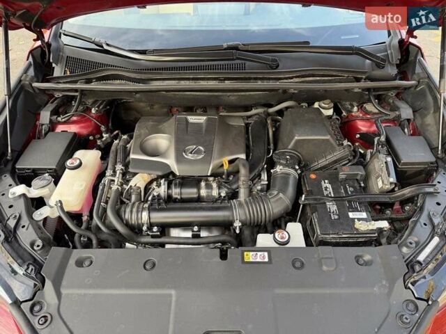 Червоний Лексус НХ, об'ємом двигуна 2 л та пробігом 99 тис. км за 28300 $, фото 12 на Automoto.ua