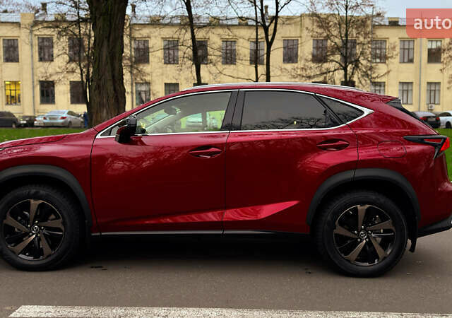 Красный Лексус НХ, объемом двигателя 2 л и пробегом 7 тыс. км за 37900 $, фото 8 на Automoto.ua