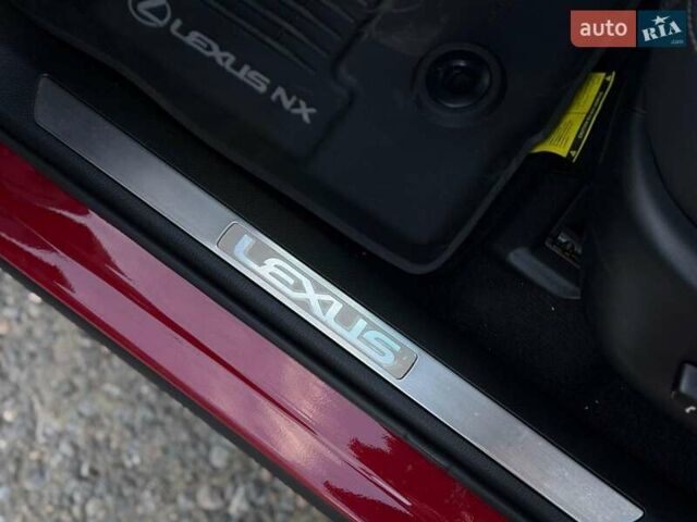 Красный Лексус НХ, объемом двигателя 2 л и пробегом 7 тыс. км за 35000 $, фото 18 на Automoto.ua