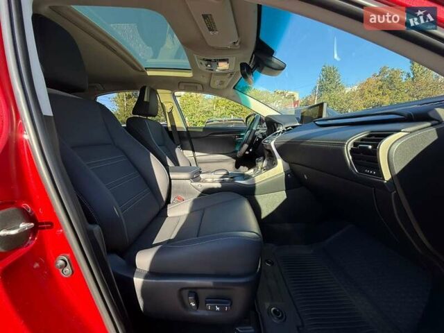 Красный Лексус НХ, объемом двигателя 2 л и пробегом 7 тыс. км за 35000 $, фото 42 на Automoto.ua