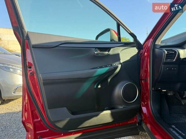 Красный Лексус НХ, объемом двигателя 2 л и пробегом 7 тыс. км за 35000 $, фото 30 на Automoto.ua