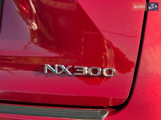 Красный Лексус НХ, объемом двигателя 2 л и пробегом 7 тыс. км за 35000 $, фото 8 на Automoto.ua