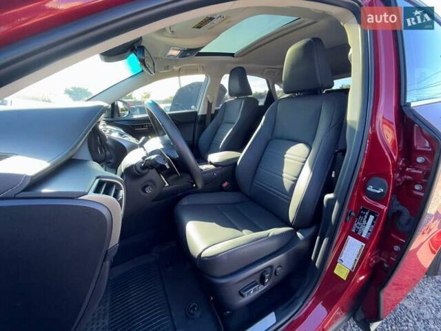 Красный Лексус НХ, объемом двигателя 2 л и пробегом 7 тыс. км за 35000 $, фото 49 на Automoto.ua