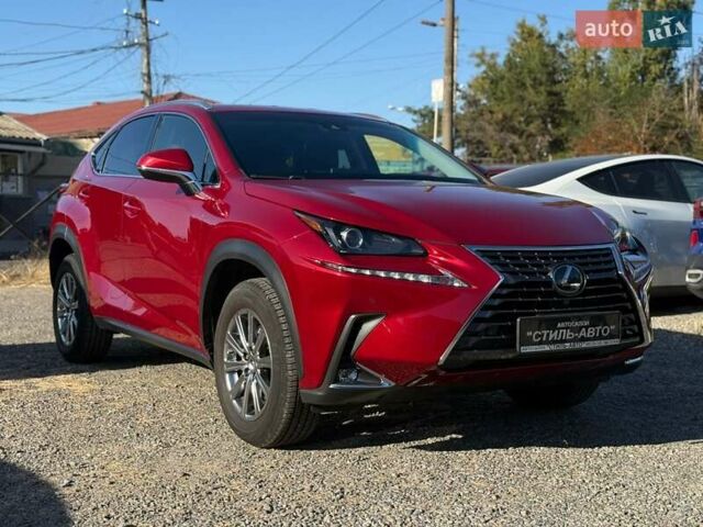 Червоний Лексус НХ, об'ємом двигуна 2 л та пробігом 7 тис. км за 35000 $, фото 7 на Automoto.ua