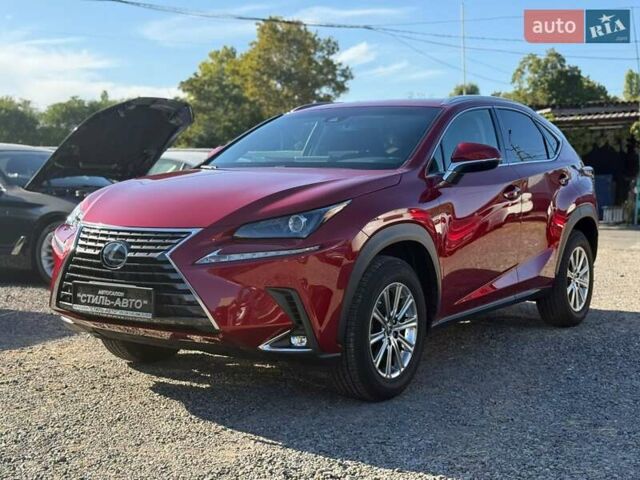Красный Лексус НХ, объемом двигателя 2 л и пробегом 7 тыс. км за 35000 $, фото 4 на Automoto.ua
