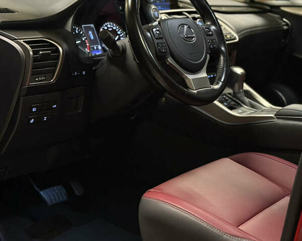 Красный Лексус НХ, объемом двигателя 1.99 л и пробегом 46 тыс. км за 35999 $, фото 8 на Automoto.ua