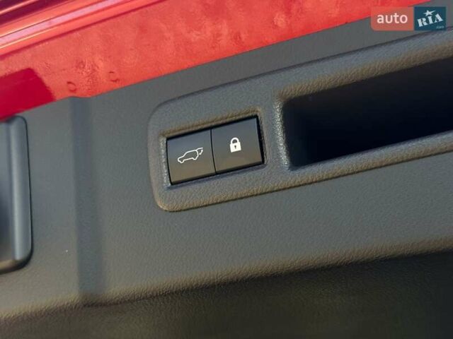 Красный Лексус НХ, объемом двигателя 2 л и пробегом 7 тыс. км за 35000 $, фото 35 на Automoto.ua