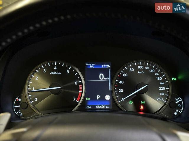 Красный Лексус НХ, объемом двигателя 1.99 л и пробегом 46 тыс. км за 35999 $, фото 16 на Automoto.ua