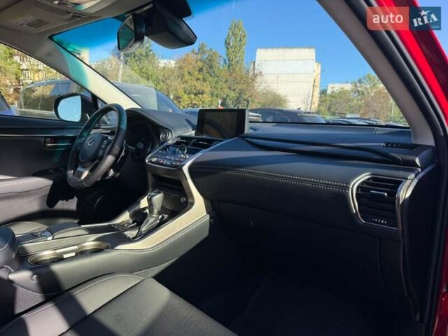 Червоний Лексус НХ, об'ємом двигуна 2 л та пробігом 7 тис. км за 35000 $, фото 40 на Automoto.ua