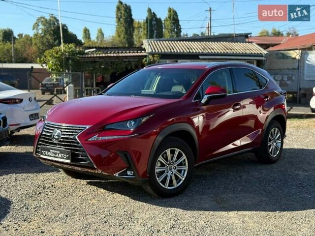 Червоний Лексус НХ, об'ємом двигуна 2 л та пробігом 7 тис. км за 35000 $, фото 2 на Automoto.ua