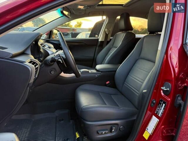 Красный Лексус НХ, объемом двигателя 2 л и пробегом 7 тыс. км за 35000 $, фото 24 на Automoto.ua