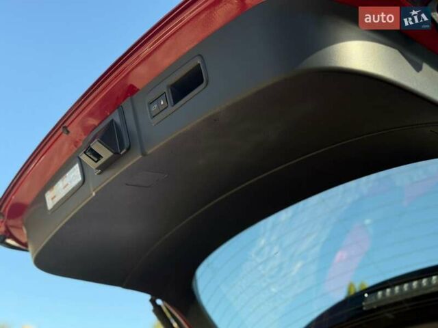 Красный Лексус НХ, объемом двигателя 2 л и пробегом 7 тыс. км за 35000 $, фото 34 на Automoto.ua