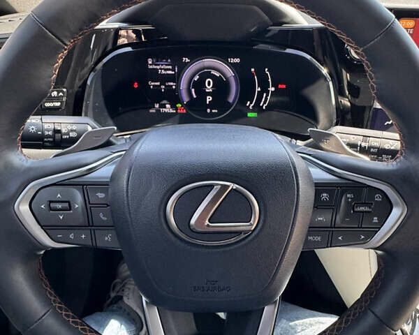 Красный Лексус НХ, объемом двигателя 2.49 л и пробегом 17 тыс. км за 47500 $, фото 8 на Automoto.ua
