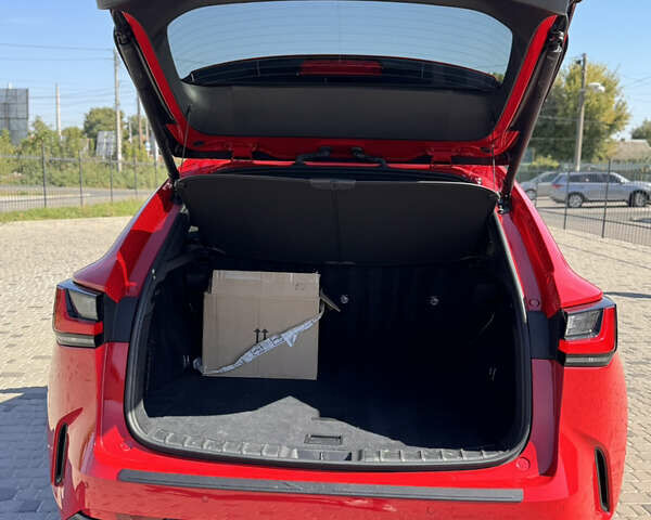 Красный Лексус НХ, объемом двигателя 2.49 л и пробегом 17 тыс. км за 47500 $, фото 5 на Automoto.ua