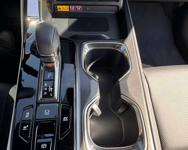 Лексус НХ 2023 у Белой Церкве на Automoto.ua Червоний Лексус НХ, об'ємом двигуна 2.49 л та пробігом 17 тис. км за 50000 $, фото 6 на Automoto.ua