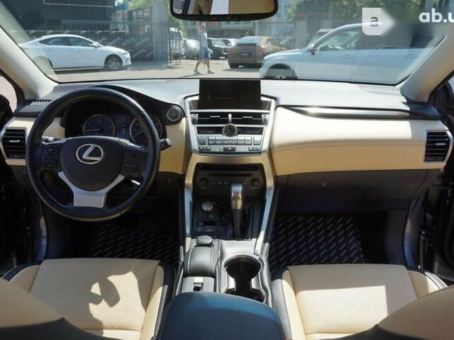 Лексус НХ, объемом двигателя 2 л и пробегом 104 тыс. км за 31000 $, фото 27 на Automoto.ua
