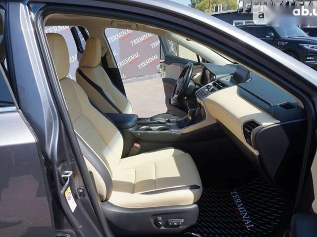 Лексус НХ, объемом двигателя 2 л и пробегом 104 тыс. км за 31000 $, фото 29 на Automoto.ua