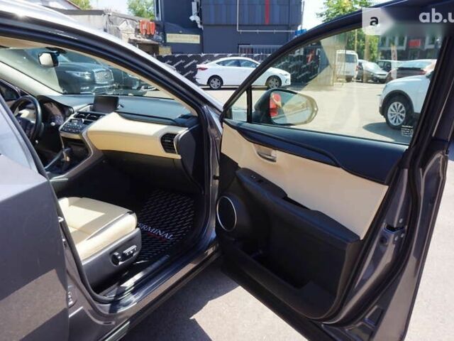 Лексус НХ, объемом двигателя 2 л и пробегом 104 тыс. км за 31000 $, фото 28 на Automoto.ua