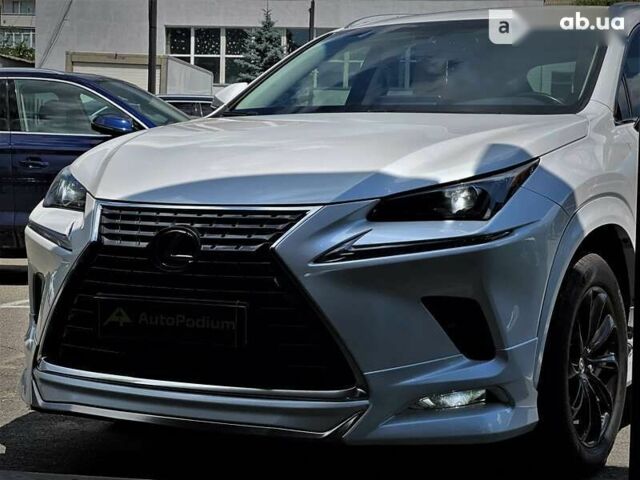 Лексус НХ, объемом двигателя 2 л и пробегом 65 тыс. км за 40999 $, фото 12 на Automoto.ua
