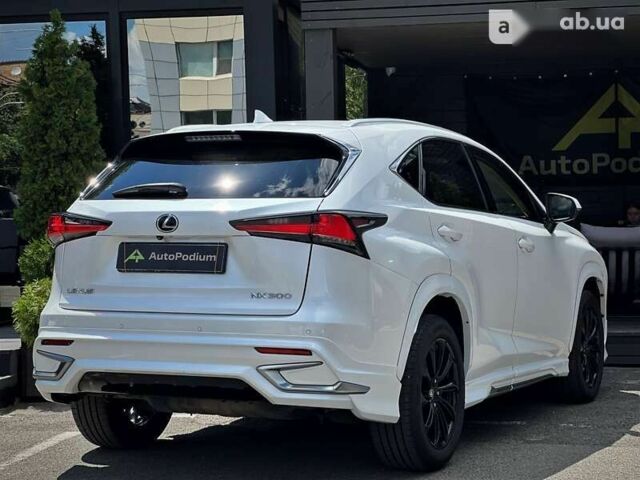 Лексус НХ, объемом двигателя 2 л и пробегом 65 тыс. км за 40999 $, фото 8 на Automoto.ua