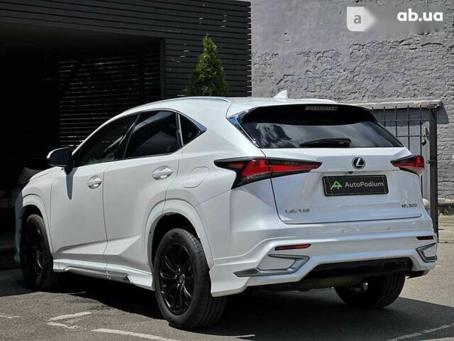 Лексус НХ, объемом двигателя 2 л и пробегом 65 тыс. км за 40999 $, фото 7 на Automoto.ua
