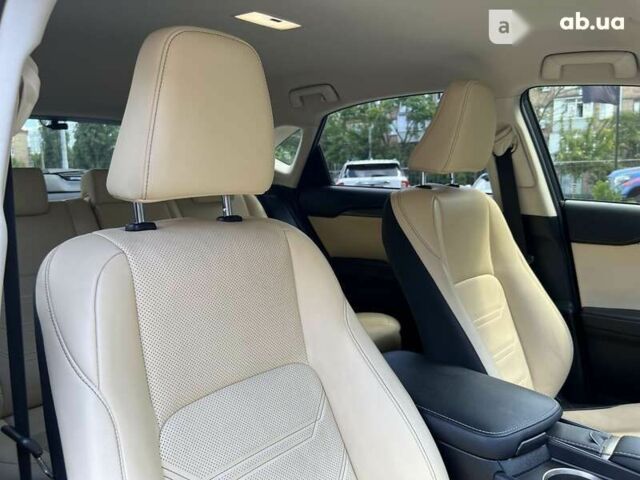 Лексус НХ, объемом двигателя 2 л и пробегом 65 тыс. км за 40999 $, фото 23 на Automoto.ua