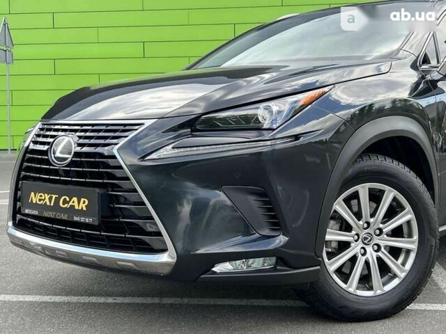 Лексус НХ, объемом двигателя 2 л и пробегом 40 тыс. км за 33900 $, фото 1 на Automoto.ua