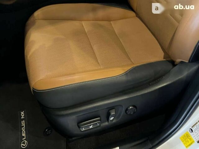 Лексус НХ, объемом двигателя 2 л и пробегом 35 тыс. км за 35900 $, фото 9 на Automoto.ua