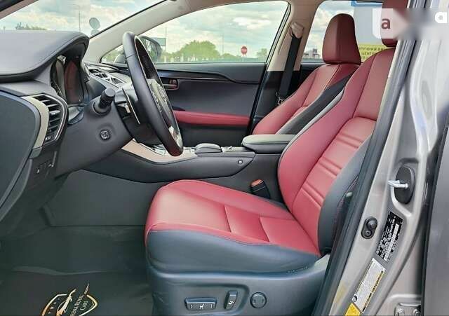 Лексус НХ, объемом двигателя 2 л и пробегом 27 тыс. км за 34500 $, фото 11 на Automoto.ua