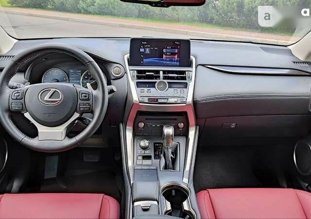 Лексус НХ, объемом двигателя 2 л и пробегом 27 тыс. км за 34500 $, фото 25 на Automoto.ua
