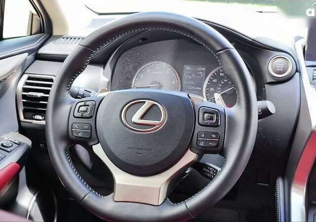 Лексус НХ, объемом двигателя 2 л и пробегом 27 тыс. км за 34500 $, фото 21 на Automoto.ua