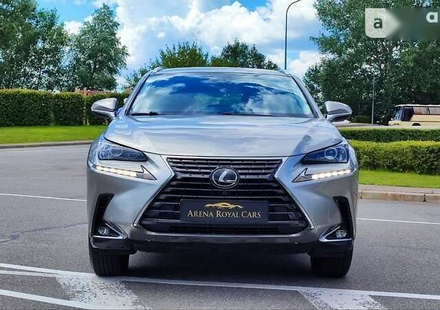 Лексус НХ, объемом двигателя 2 л и пробегом 27 тыс. км за 34500 $, фото 1 на Automoto.ua