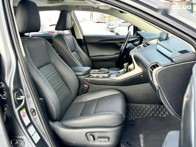 Лексус НХ, объемом двигателя 2 л и пробегом 165 тыс. км за 21500 $, фото 21 на Automoto.ua