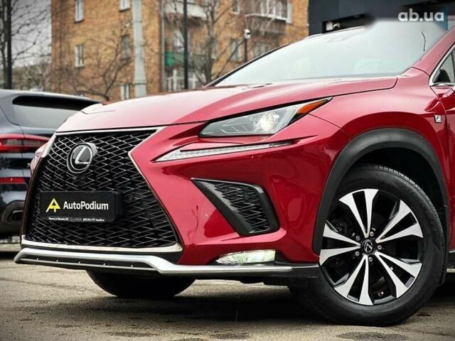 Лексус НХ, объемом двигателя 2 л и пробегом 51 тыс. км за 31000 $, фото 4 на Automoto.ua