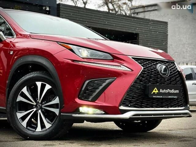 Лексус НХ, объемом двигателя 2 л и пробегом 51 тыс. км за 31000 $, фото 5 на Automoto.ua