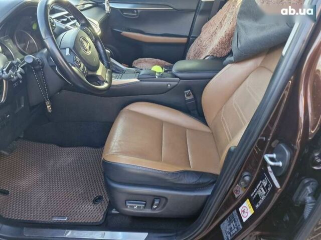 Лексус НХ, объемом двигателя 4.25 л и пробегом 118 тыс. км за 35788 $, фото 15 на Automoto.ua