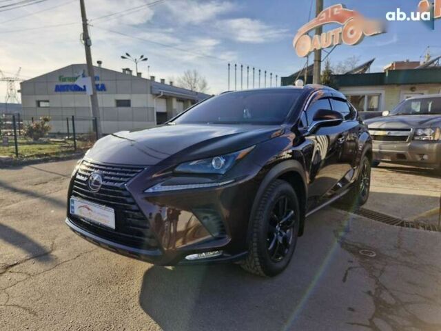 Лексус НХ, объемом двигателя 4.25 л и пробегом 118 тыс. км за 35788 $, фото 2 на Automoto.ua
