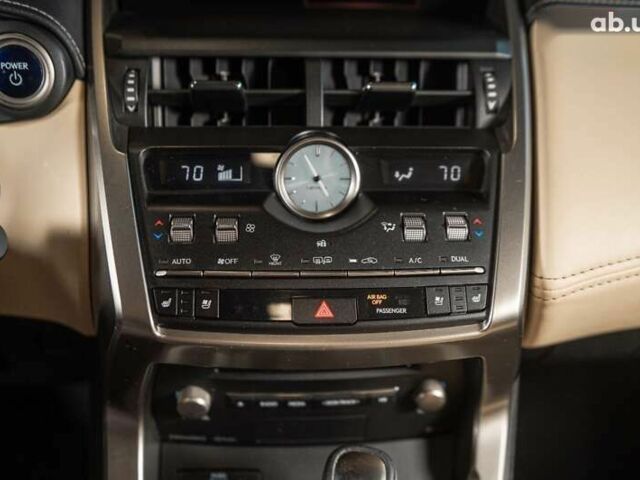 Лексус НХ, объемом двигателя 4.25 л и пробегом 86 тыс. км за 31900 $, фото 25 на Automoto.ua