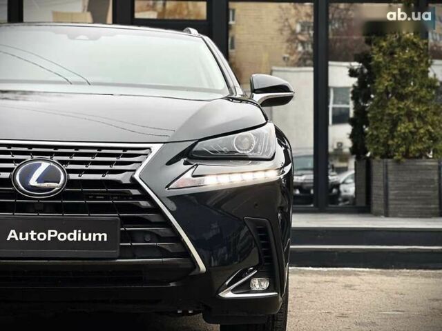 Лексус НХ, объемом двигателя 4.25 л и пробегом 58 тыс. км за 31000 $, фото 7 на Automoto.ua