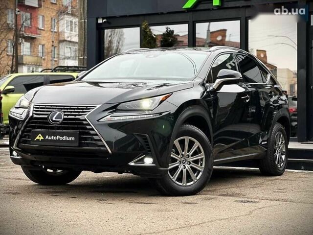Лексус НХ, объемом двигателя 4.25 л и пробегом 58 тыс. км за 31000 $, фото 1 на Automoto.ua