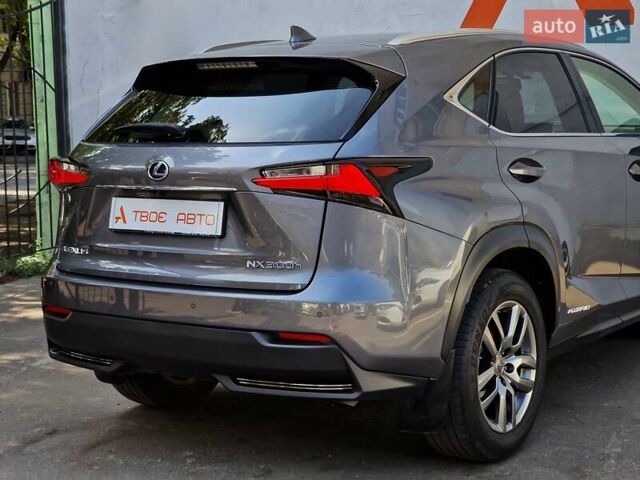 Лексус НХ, объемом двигателя 2.49 л и пробегом 280 тыс. км за 21490 $, фото 23 на Automoto.ua