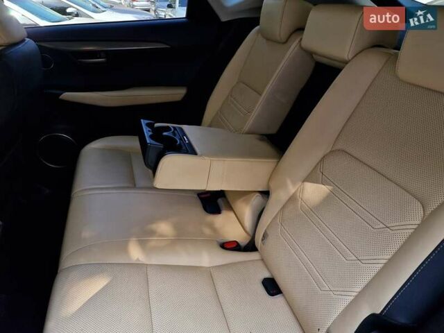 Лексус НХ, объемом двигателя 2.49 л и пробегом 280 тыс. км за 21490 $, фото 38 на Automoto.ua