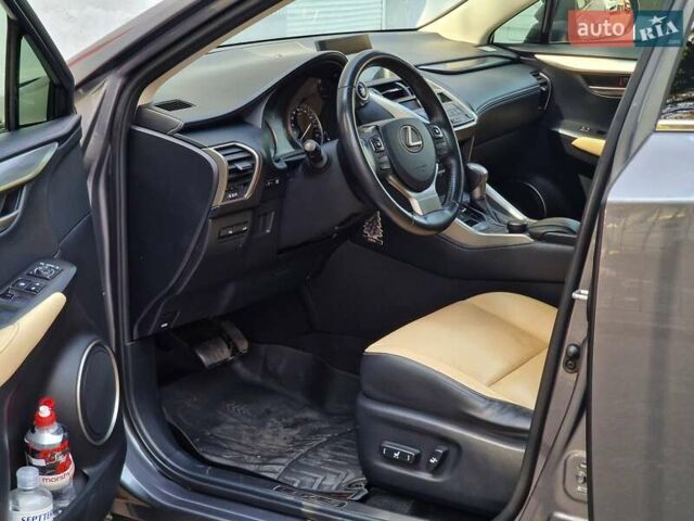 Лексус НХ, объемом двигателя 2.49 л и пробегом 280 тыс. км за 21490 $, фото 28 на Automoto.ua