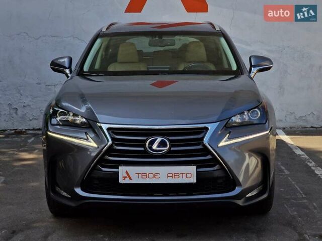 Лексус НХ, объемом двигателя 2.49 л и пробегом 280 тыс. км за 21490 $, фото 4 на Automoto.ua