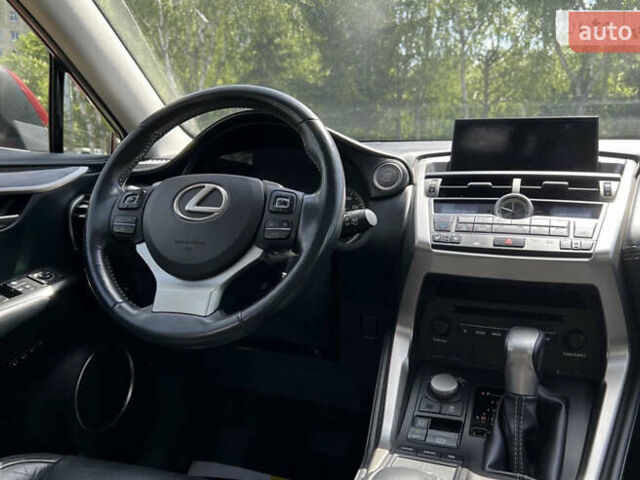 Лексус НХ, объемом двигателя 2 л и пробегом 87 тыс. км за 25500 $, фото 14 на Automoto.ua