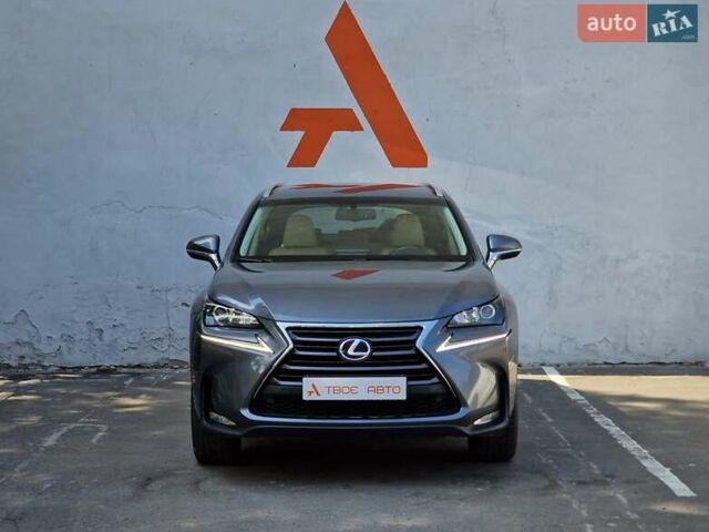 Лексус НХ, объемом двигателя 2.49 л и пробегом 280 тыс. км за 21490 $, фото 2 на Automoto.ua