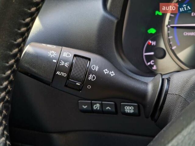 Лексус НХ, объемом двигателя 2.49 л и пробегом 280 тыс. км за 21490 $, фото 46 на Automoto.ua